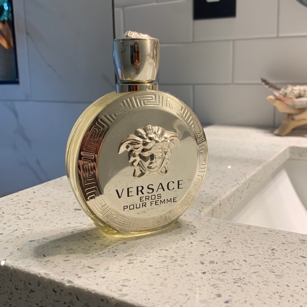 Versace Eros Pour Femme Perfume